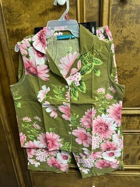 Women's Olive Green & Pink Floral Pajama Set